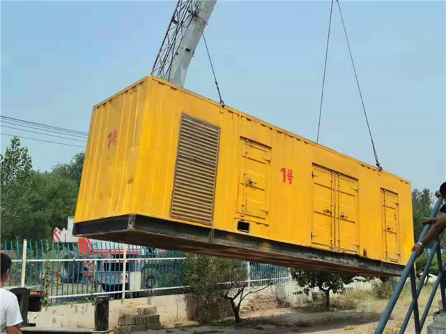 沾益300KW柴油发电机组油耗是多少?